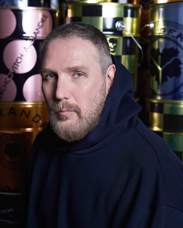 Vinho, moda e design se unem pelas mãos de Alexandre Herchcovitch