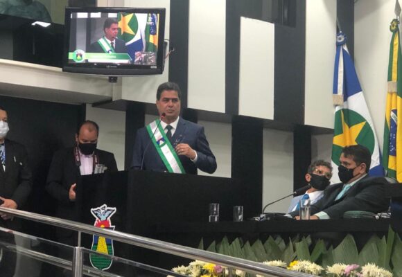 Cuiabá: Emanuel Pinheiro toma posse focando no crescimento econômico