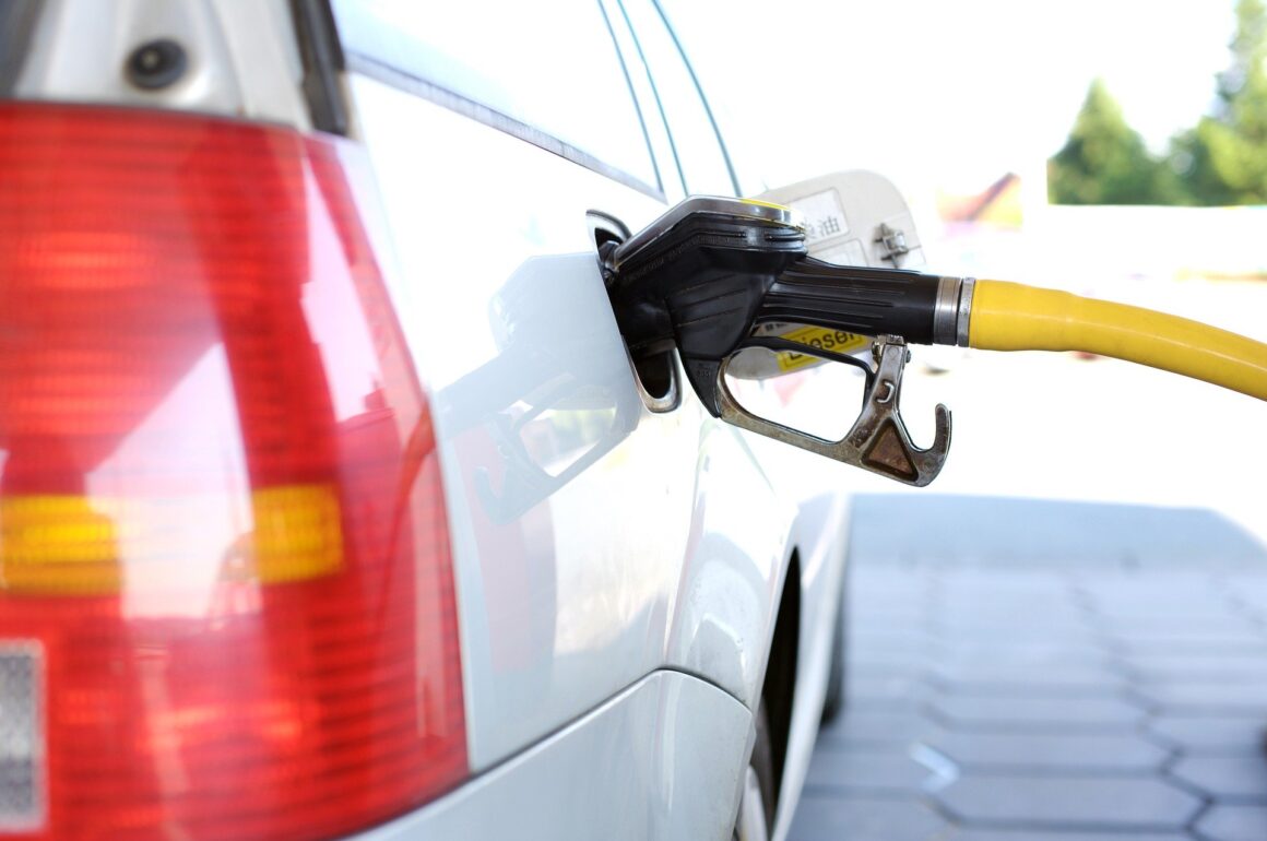 Alta da gasolina empurra inflação para o pior mês de fevereiro desde 2017