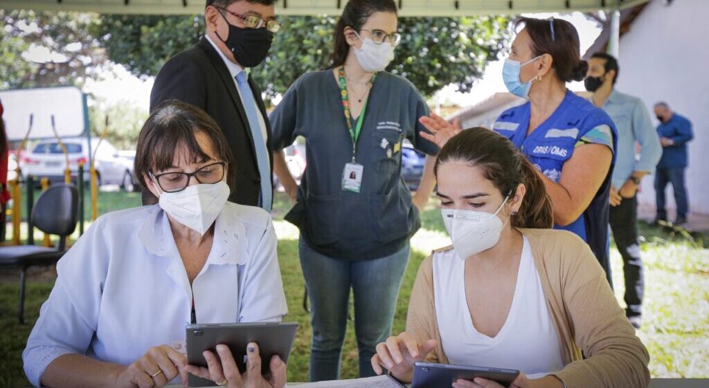 WhatsApp-Image-2021-04-14-at-15.52.05-1024x682-1 Órgãos internacionais doam itens para apoiar campanha de vacinação em Brasília
