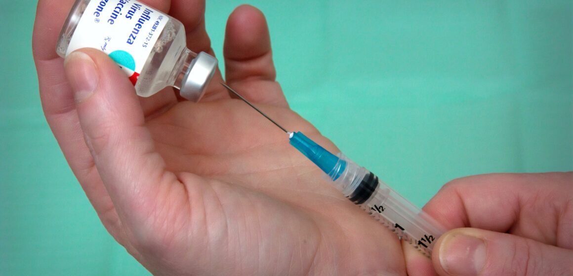 DF lança campanha ‘Não importa a marca, o importante é vacinar’