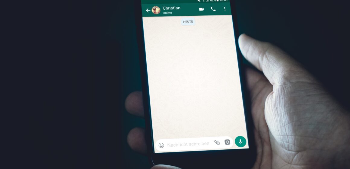 Distrito Federal cria canal de comunicação com cidadão via WhatsApp