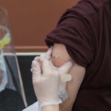 Mais de 99% das mortes por Covid nos EUA em maio são de pessoas não vacinadas
