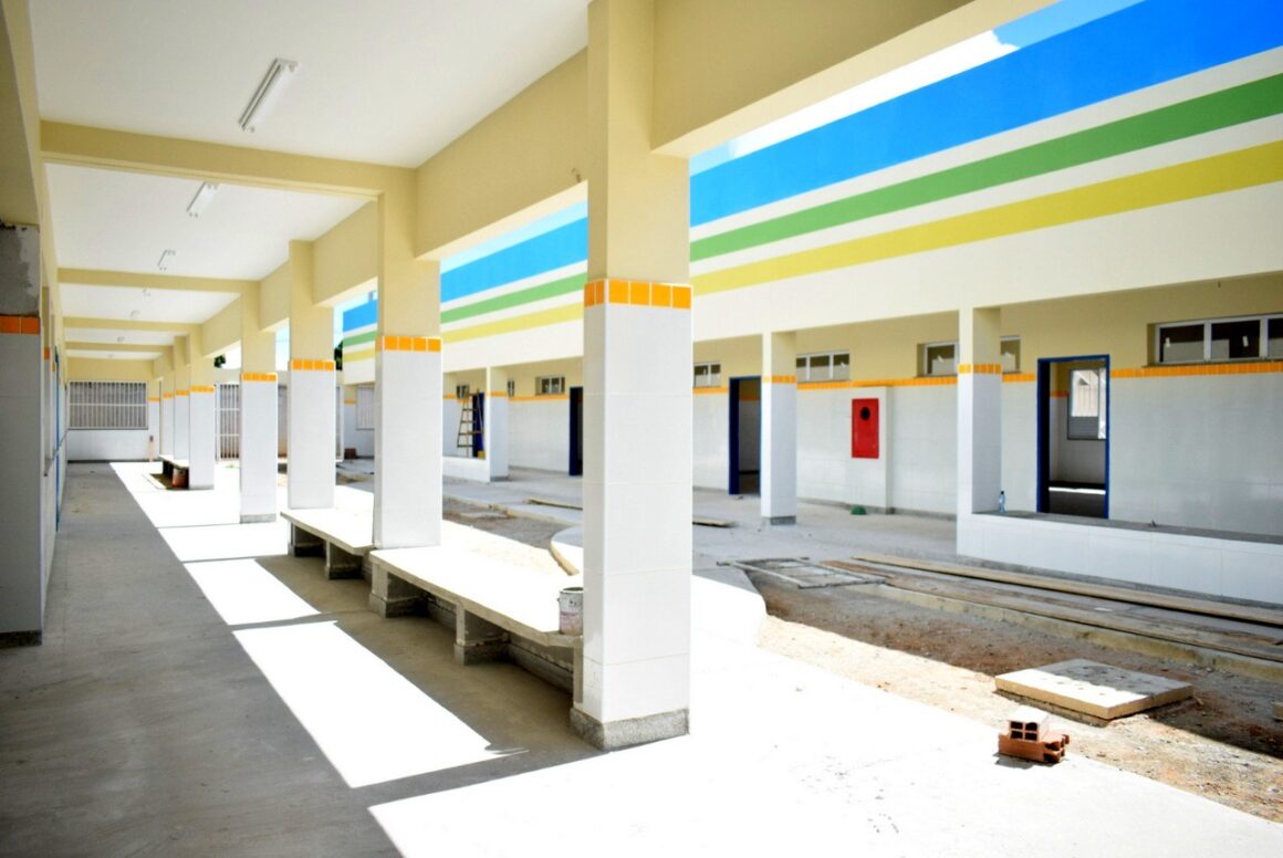 Aracaju inaugura três novas escolas