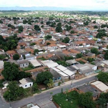 Cuiabá entrega de obra de pavimentação em mais quatro bairros