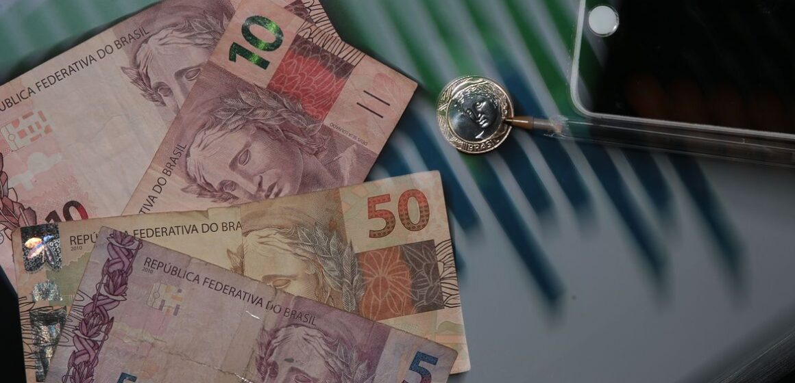 Mercado financeiro prevê que economia vai crescer 0,36% em 2022