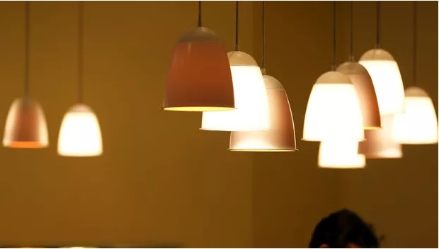 Sem título Contas de energia para residências devem saltar 80% no Reino Unido e superar R$ 20 mil ao ano