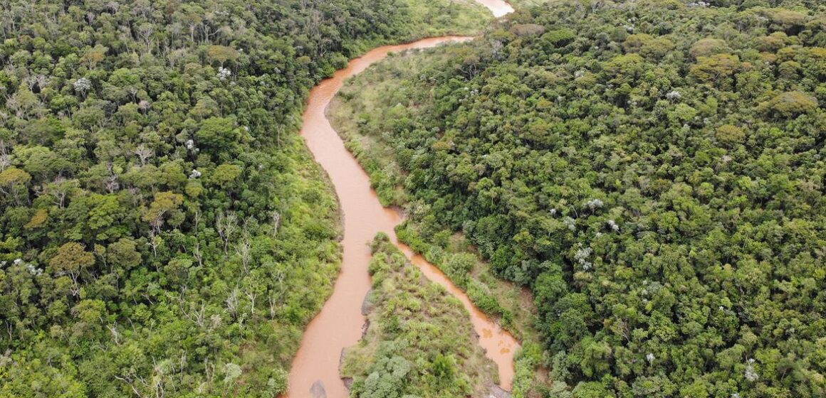 Meio Ambiente anuncia fundos para compensar perdas em Mariana