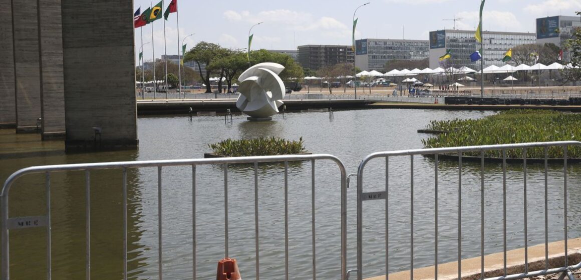 Comemoração do bicentenário terá show aéreo e desfile na capital