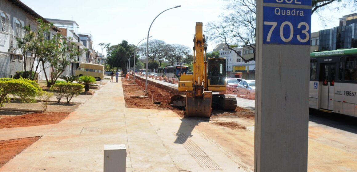 DF investe R$ 183 milhões  para a construção de 530 km de calçadas