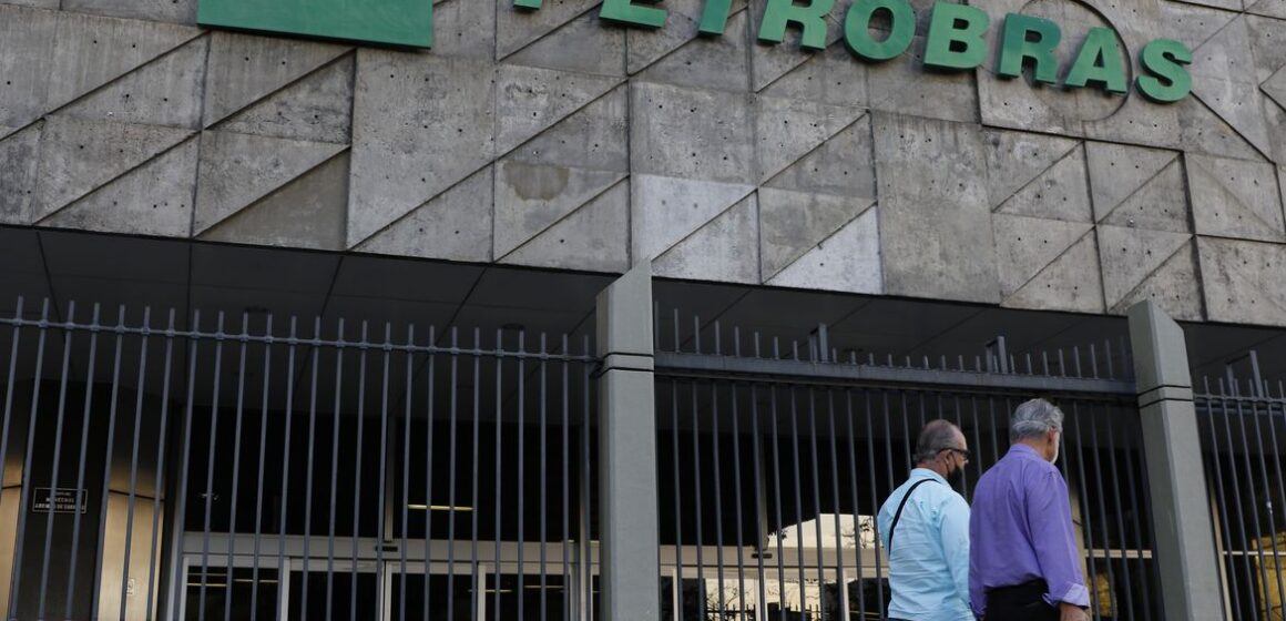 Petrobras aprova distribuição de R$ 43,7 bilhões em dividendos