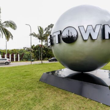 image Esfera gigante no Ibirapuera marca chegada do The Town em São Paulo