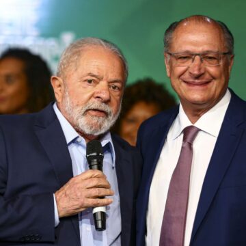 lula-ministros2_mcamgo_abr_221220221818-15 Política Lula e Alckmin tomam posse hoje; entenda o rito