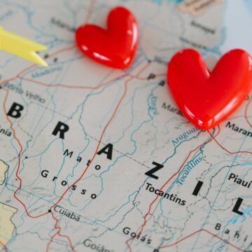 Brasil está entre os 10 países mais acolhedores do mundo