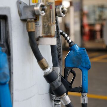 Petrobras aprova nova política de preços de combustíveis