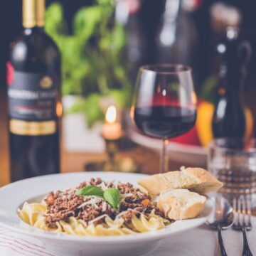 Levantamento revela o que atrai os consumidores ao comprar alimentos e bebidas