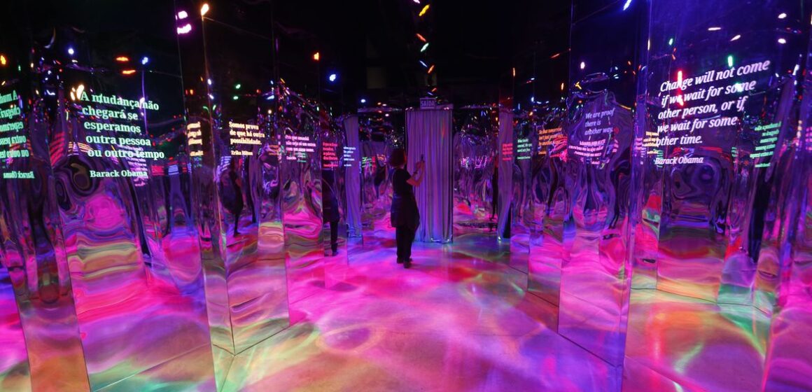 Exposição costura história de B. B. King com luta contra o racismo em SP