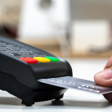 Setor de serviços brasileiro registra alta em novembro após três meses de perdas