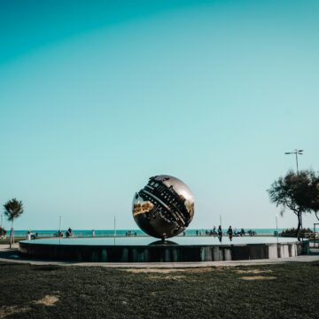 Descubra as atrações e gastronomia da capital da cultura italiana 2024