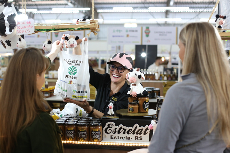 expoagrofotonewkleompflimg8186 Agronegócio brasileiro é chamado a apoiar o agro gaúcho em evento na Expoagro