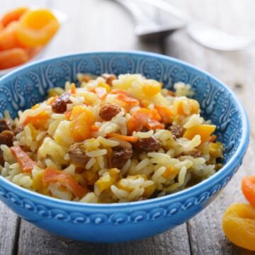 arrozcomfrutassecas-1024x683-1 5 receitas surpreendentes com arroz para o Natal