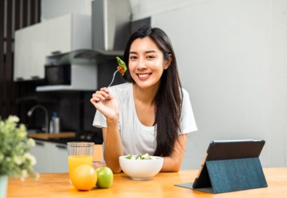 Veja os sinais de alerta para transtornos alimentares