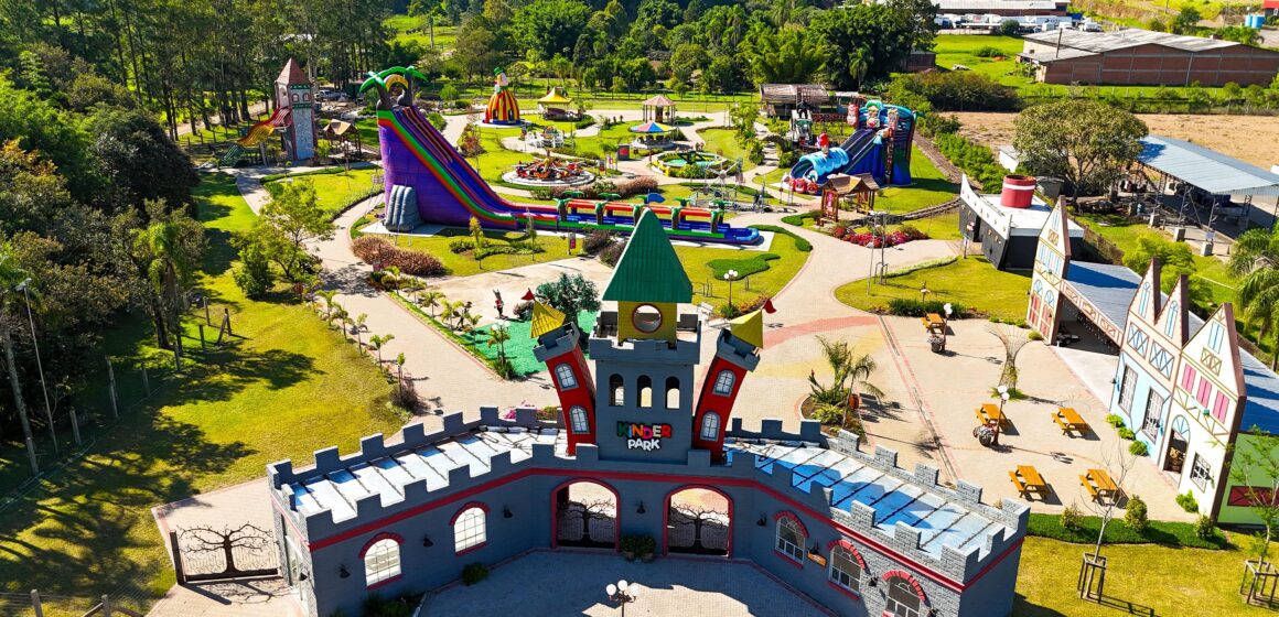 Inaugurado o maior parque de diversões temático do Rio Grande do Sul