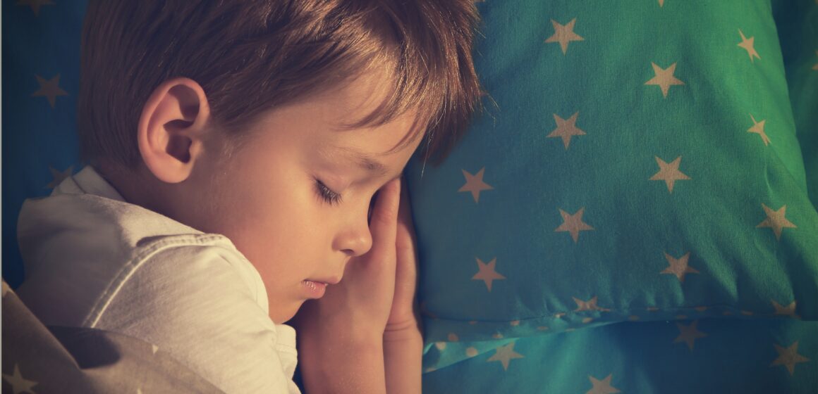 Entendendo o sono em bebês e crianças: desafios para os pais