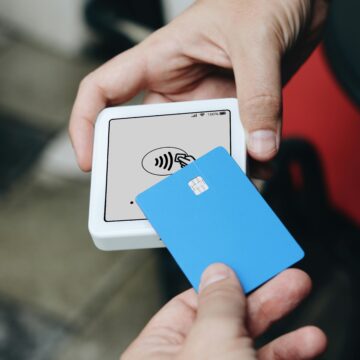 pexels-sumup-payments-1805290812-28376835 Compras com Pix: 5 dicas de como economizar e fugir de golpes nas datas comemorativas