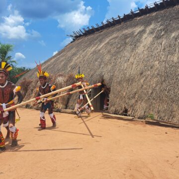 Novo roteiro de turismo sustentável na Terra Indígena do Xingu leva viajantes a um mergulho na cultura e saberes ancestrais dos povos originários