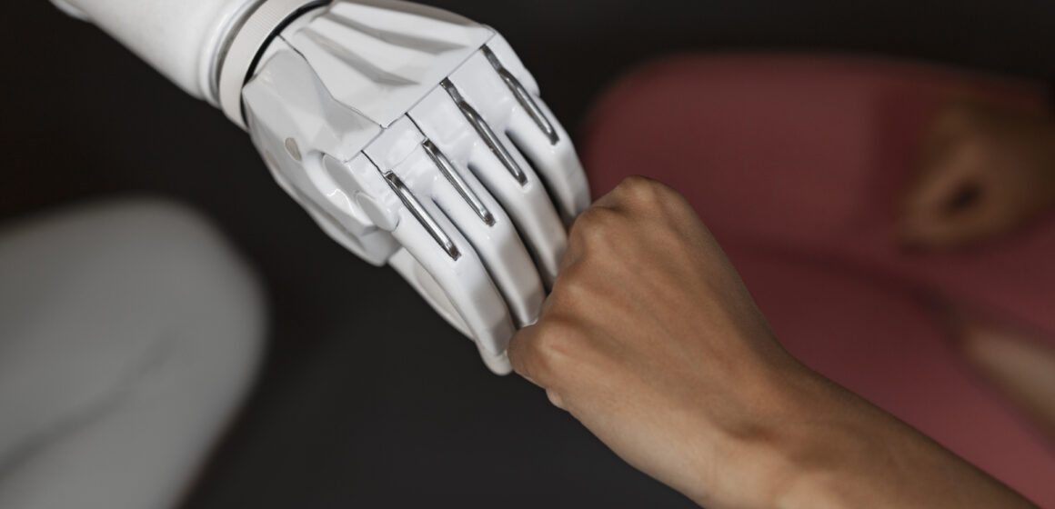 Psicólogo defende cautela no uso da inteligência artificial para questões de saúde mental