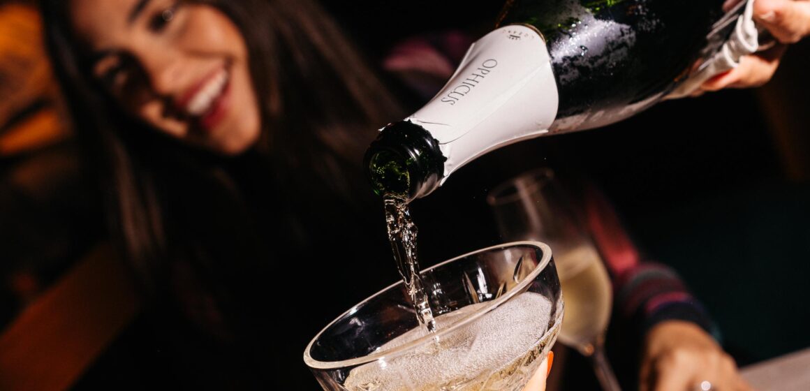 Merci Bar Secreto: primeiro speakeasy da Barra da Tijuca no Rio de Janeiro