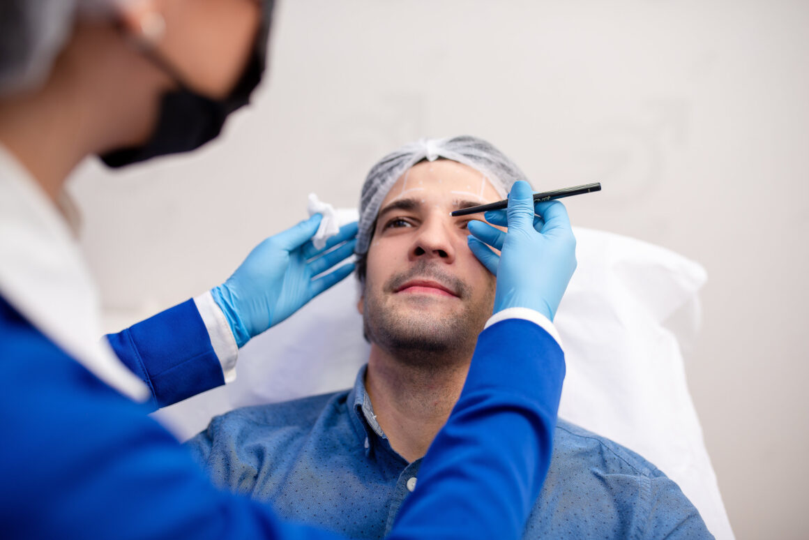 Rotina masculina: 5 cuidados de beleza indispensáveis para o verão