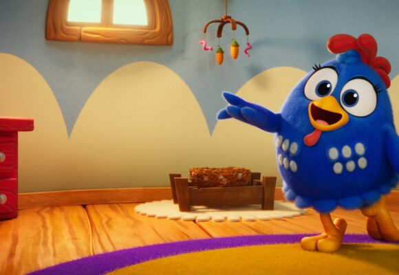 Ícone de gerações, Galinha Pintadinha celebra 20 anos e anuncia primeiro filme nos cinemas em 2026