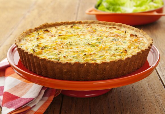 Quiche-Leve-de-Cream-Craker-e-Legumes Para começar a semana: Quiche Leve de Cream Cracker e Legumes